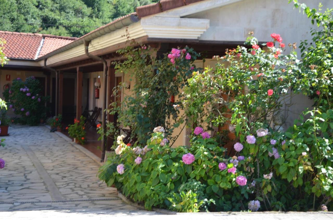 Hotel Arenas De Cabrales- Apartamentos Esterno foto