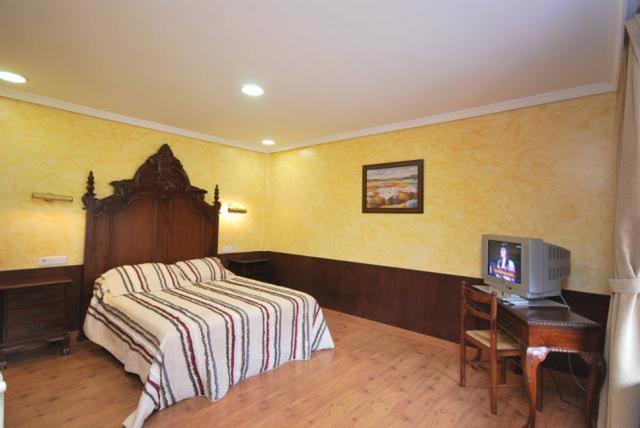 Hotel Arenas De Cabrales- Apartamentos Esterno foto