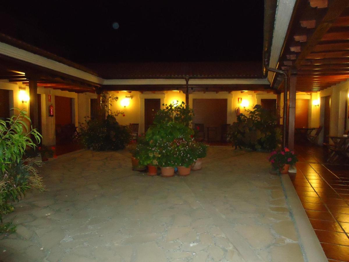 Hotel Arenas De Cabrales- Apartamentos Esterno foto