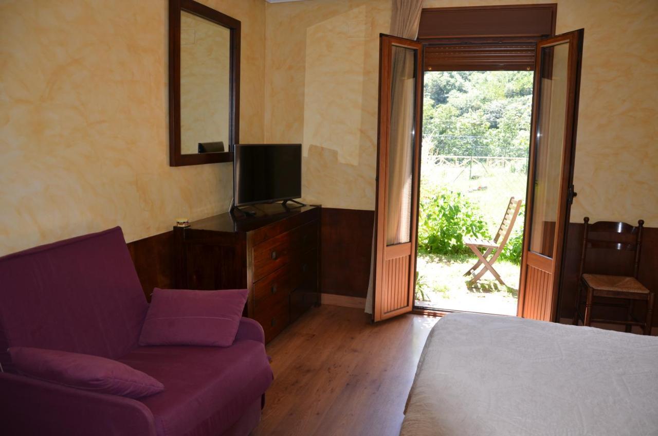 Hotel Arenas De Cabrales- Apartamentos Esterno foto
